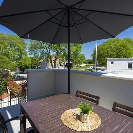 Dolce With Heated Pool *