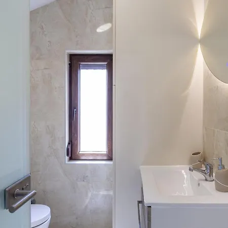 Dolce With Heated Pool Apartament *