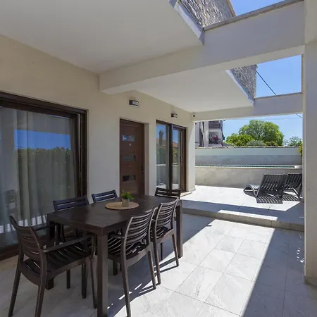 Διαμέρισμα Dolce With Heated Pool *