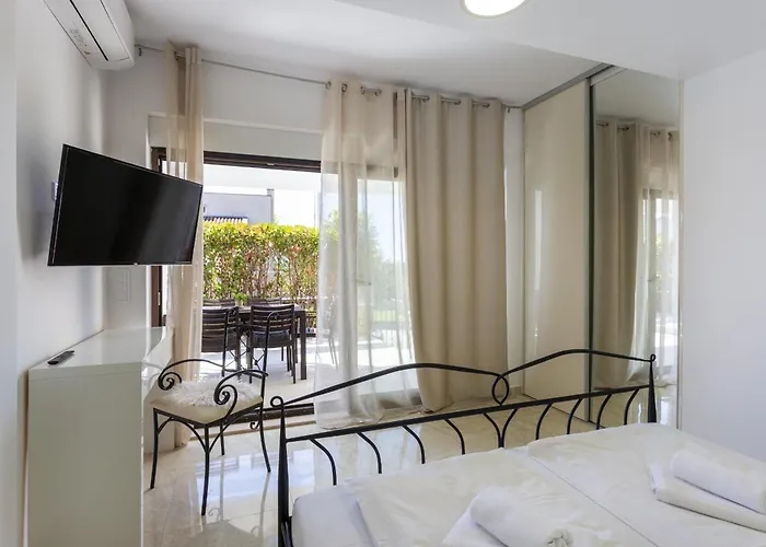 Dolce With Heated Pool *