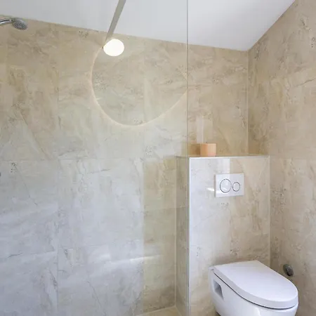 Apartment Dolce With Heated Pool Poreč