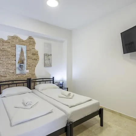 Apartment Dolce With Heated Pool