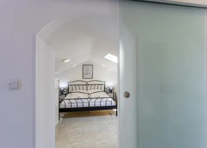 Dolce With Heated Pool Apartamento Poreč