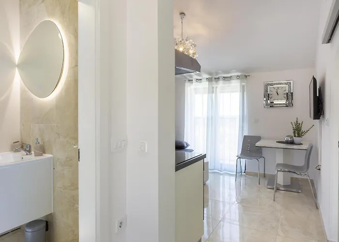 Apartamento Dolce With Heated Pool *