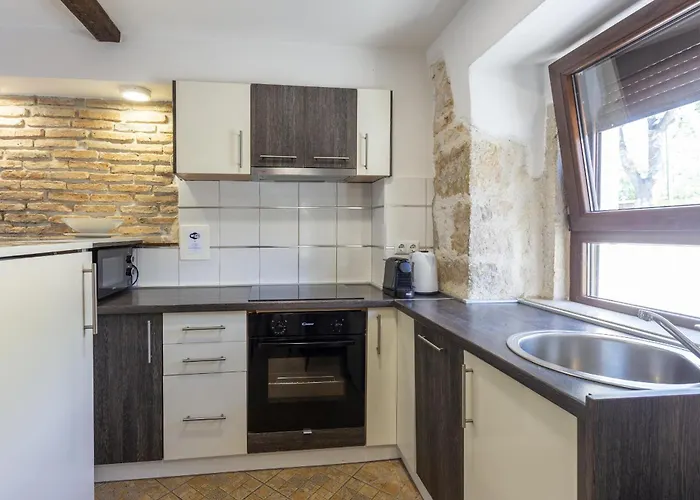 Dolce With Heated Pool Poreč