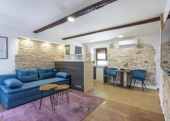 Dolce With Heated Pool Apartament