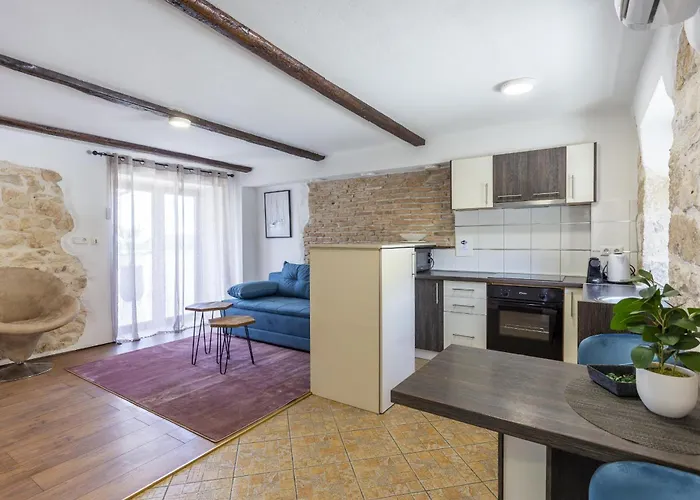 Dolce With Heated Pool Poreč