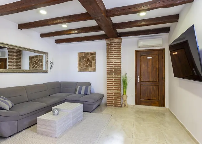 Dolce With Heated Pool Daire *