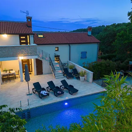 Dolce With Heated Pool